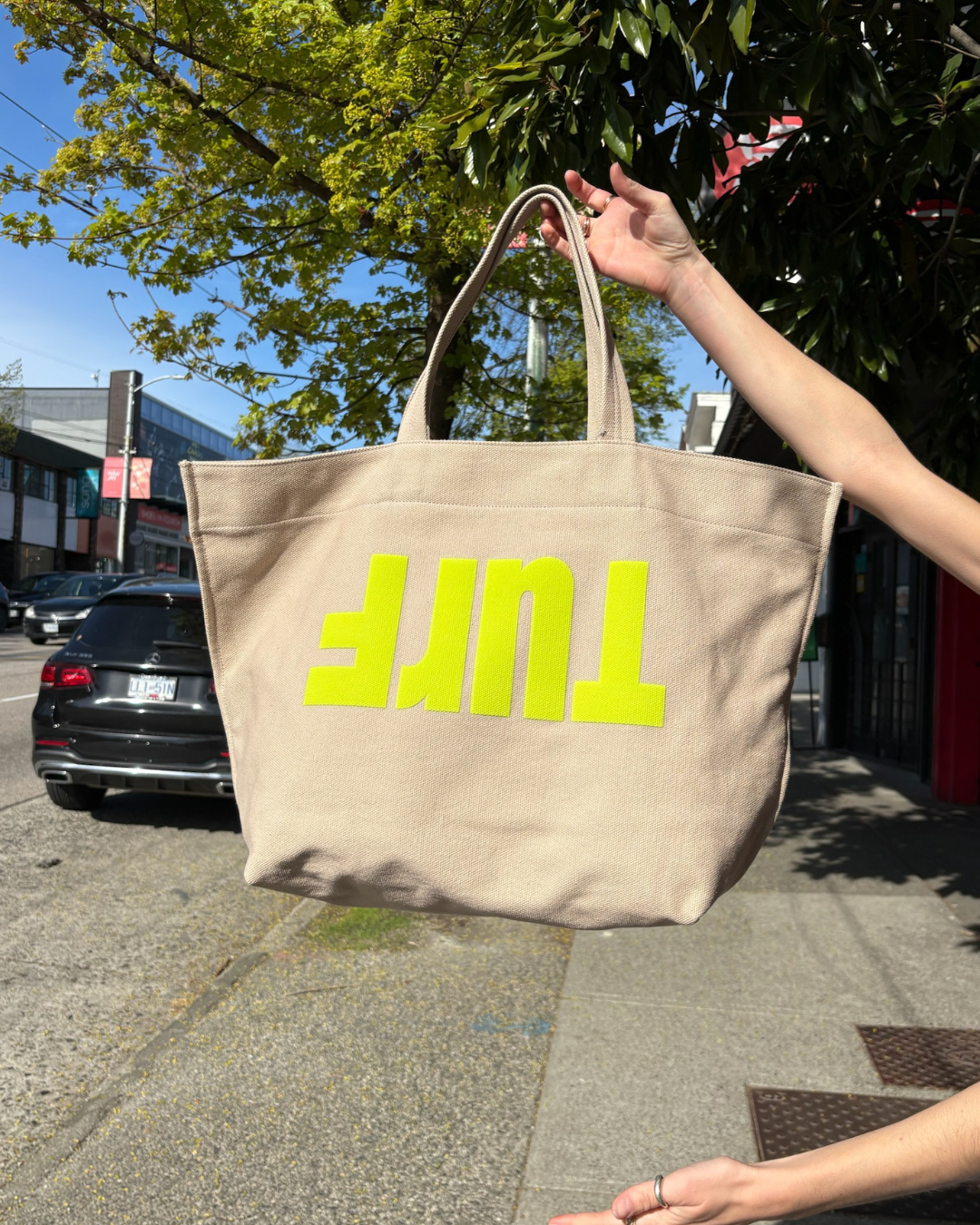 TURF ACTIVE Everyday Tote (Sesame + Lime)