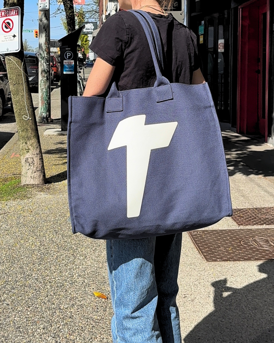 TURF ACTIVE Market Tote (Pacific + White)