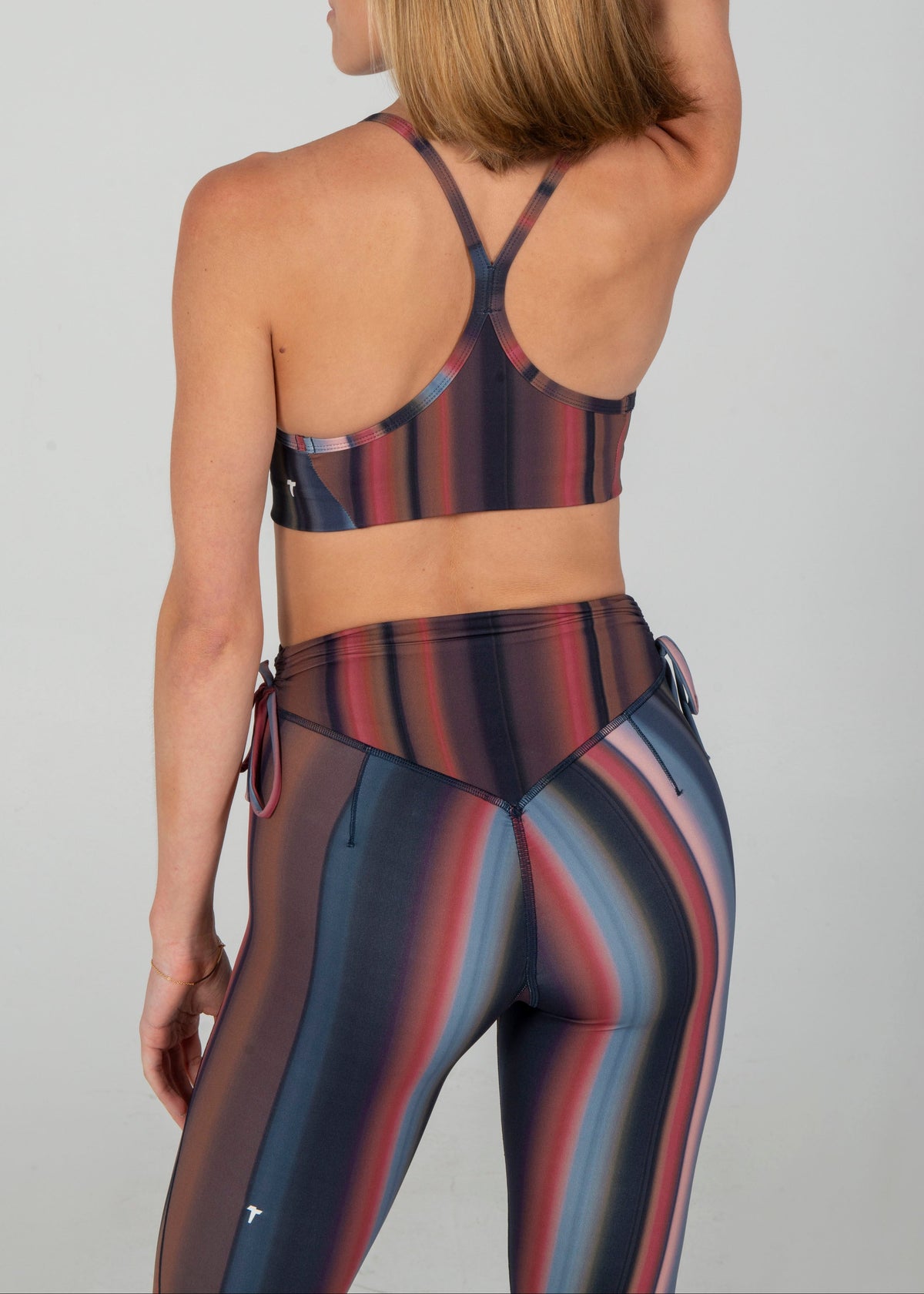 TURF ACTIVE meta Elevate Capri - Stripe
