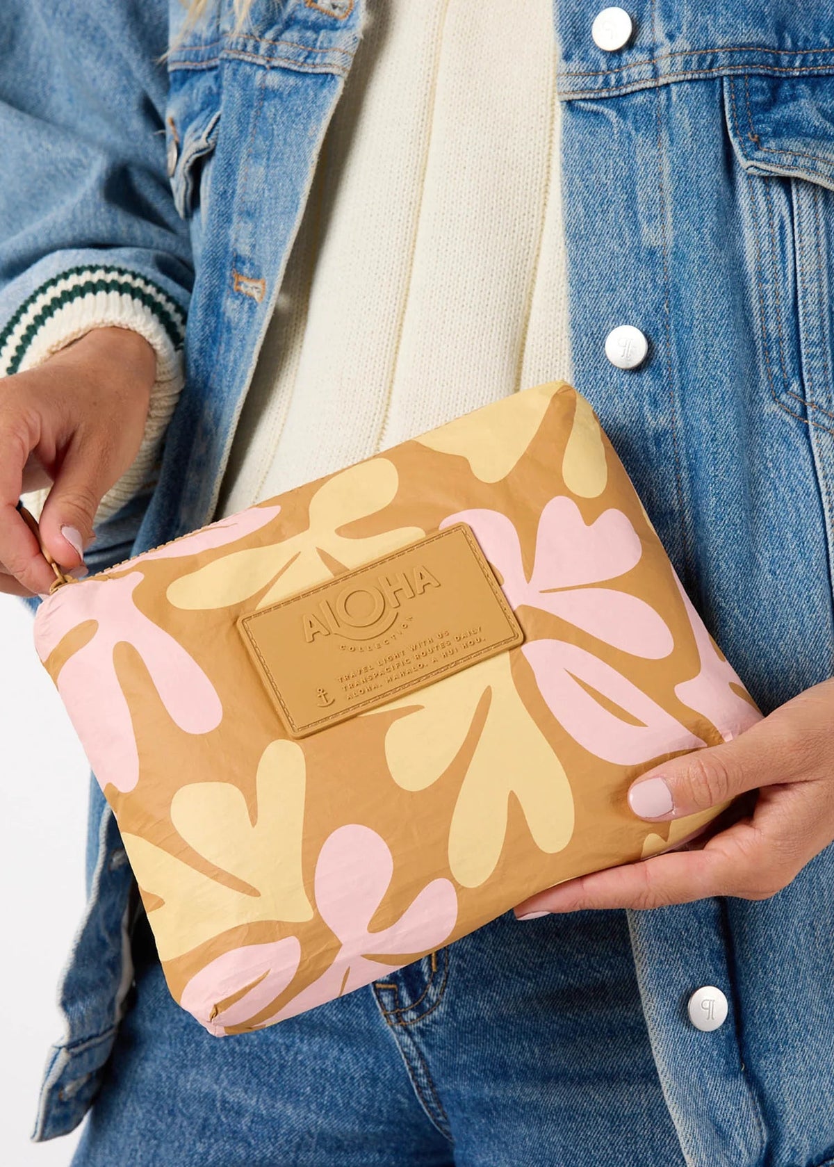 ALOHA Bag Small Pouch - Swoosh Hey Girl/Tan