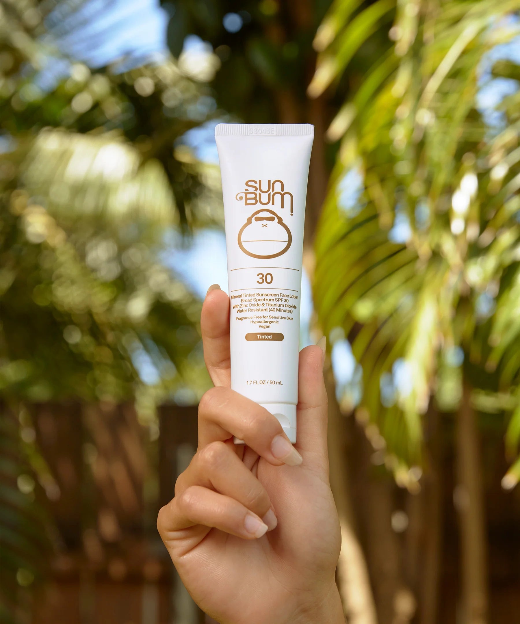 SUN BUM Mineral Tinted Sunscreen Face Lotion SPF 30