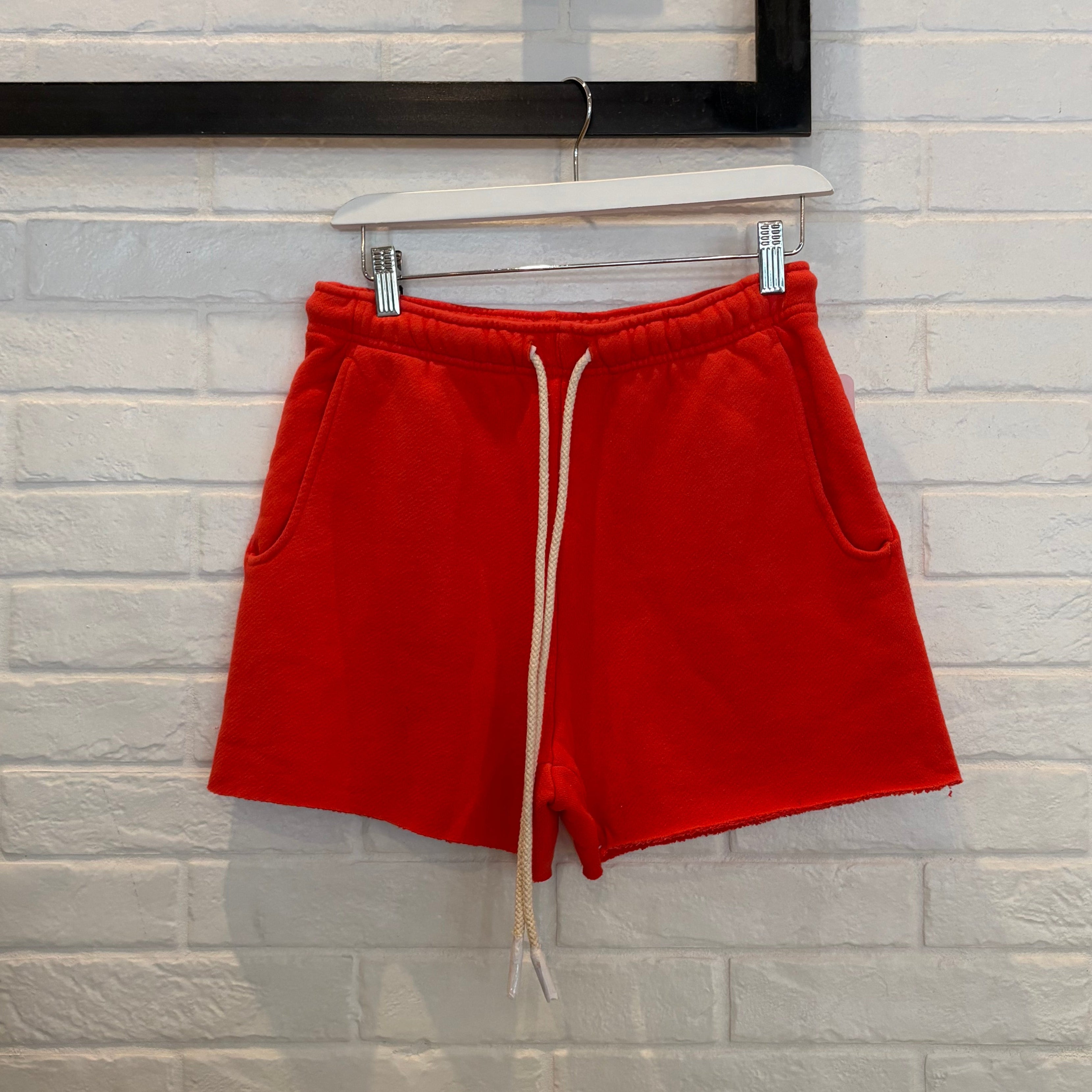 TURF ACTIVE HANGOUT SHORT (Hot Lava)