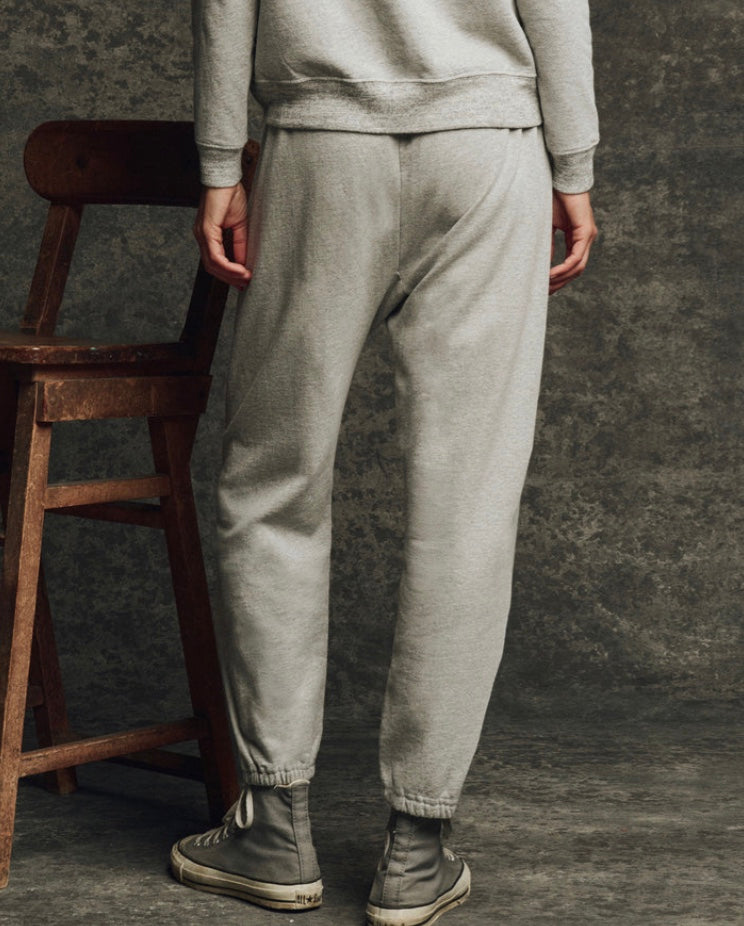 THE FLEECE STADIUM SWEATPANT-HEATHER GRAY