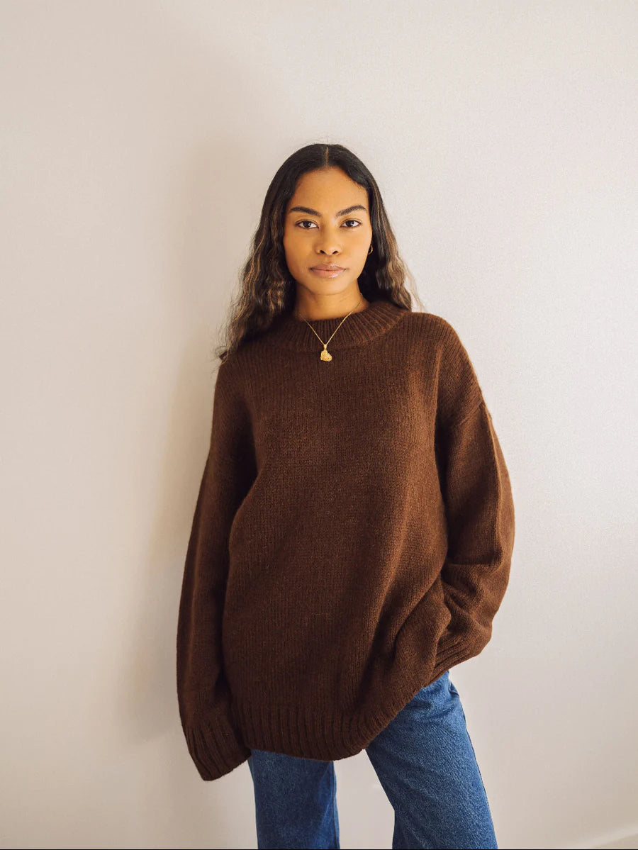 ONE WEDNESDAY Oversized Crewneck Espresso