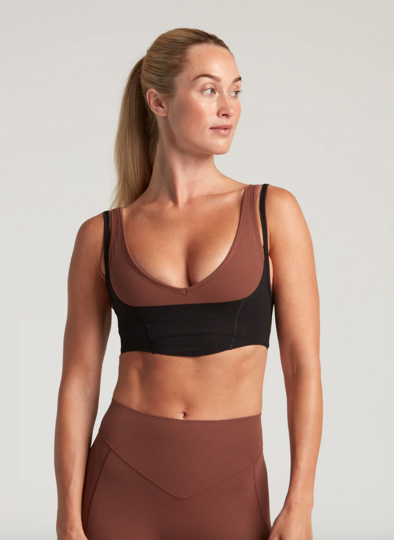 TURF ACTIVE Plunge Bra (Mink)