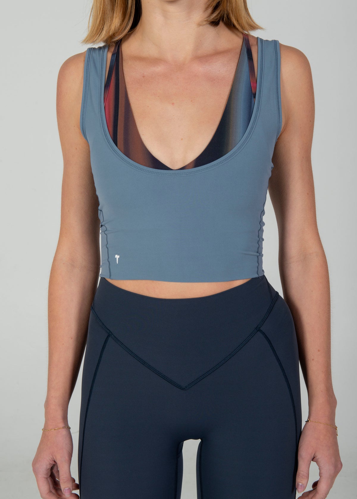TURF ACTIVE Multi Tasker Tank *2.0 - Flint