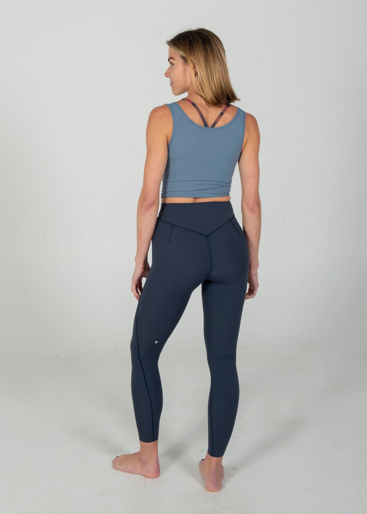 TURF ACTIVE Multi Tasker Tank *2.0 - Flint