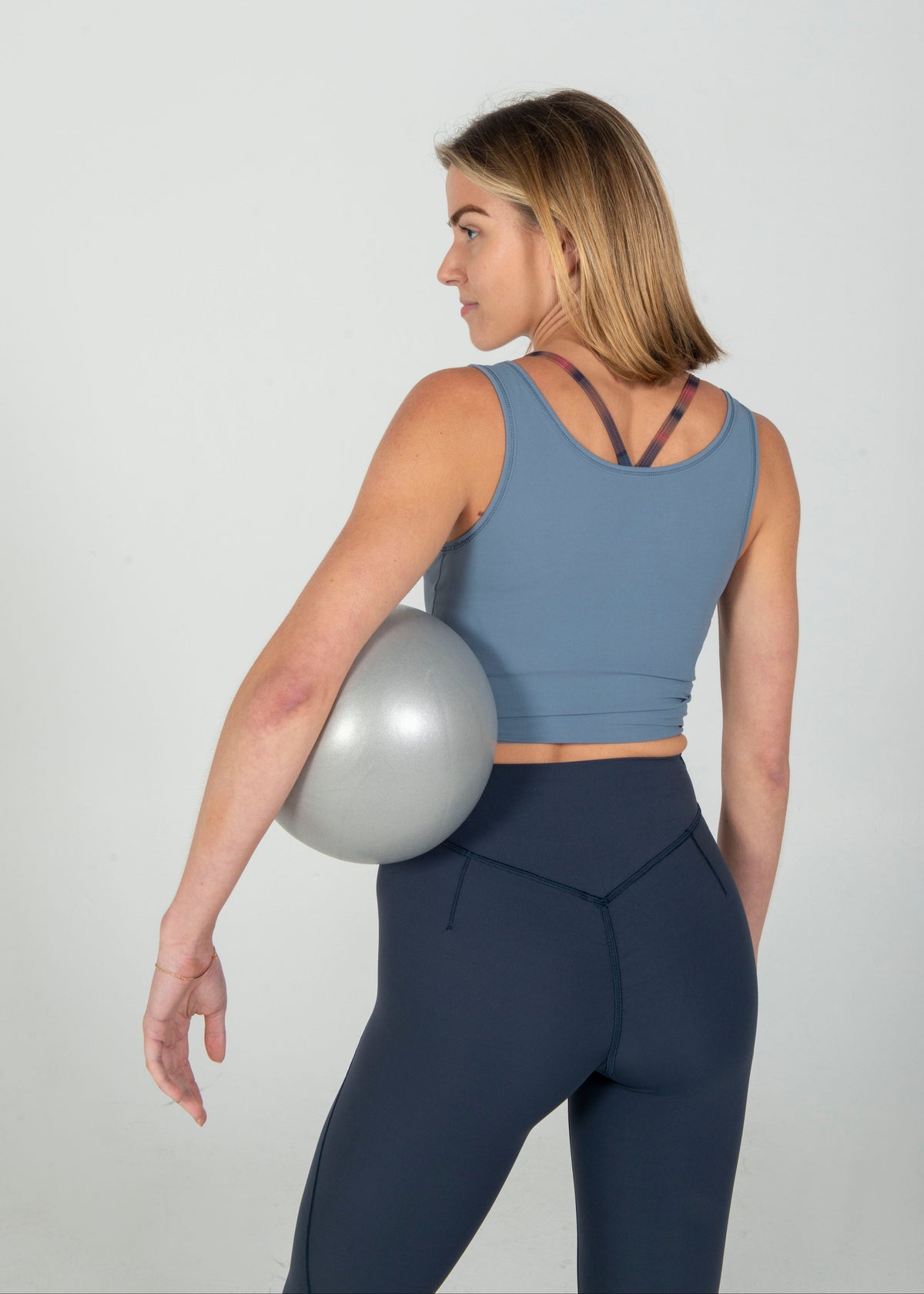 TURF ACTIVE Multi Tasker Tank *2.0 - Flint
