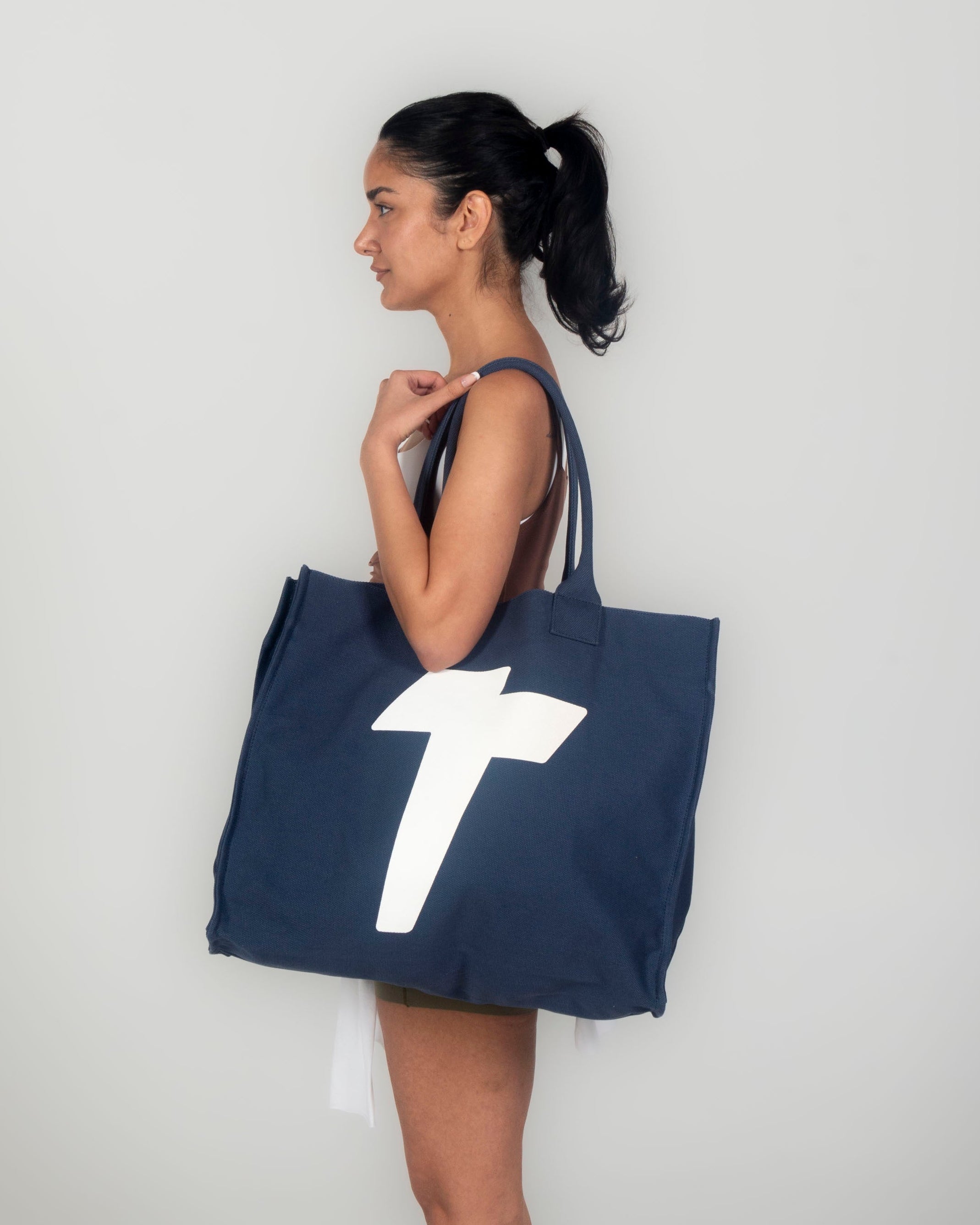 TURF ACTIVE Market Tote (Pacific + White)