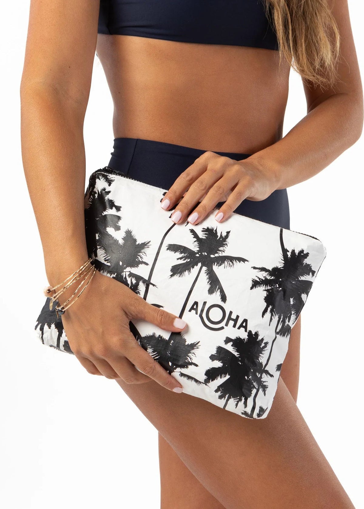 ALOHA Bag Mid Pouch - Coco Palms / Black on White
